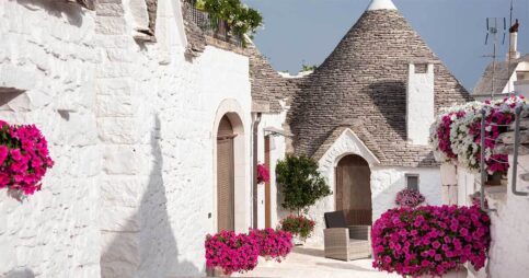 Alberobello: Things to do as a couple and where to dine after visiting the Trulli