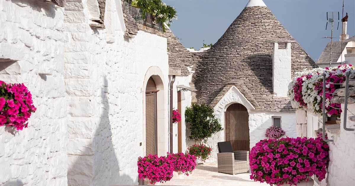 Alberobello: Things to do as a couple and where to dine after visiting the Trulli